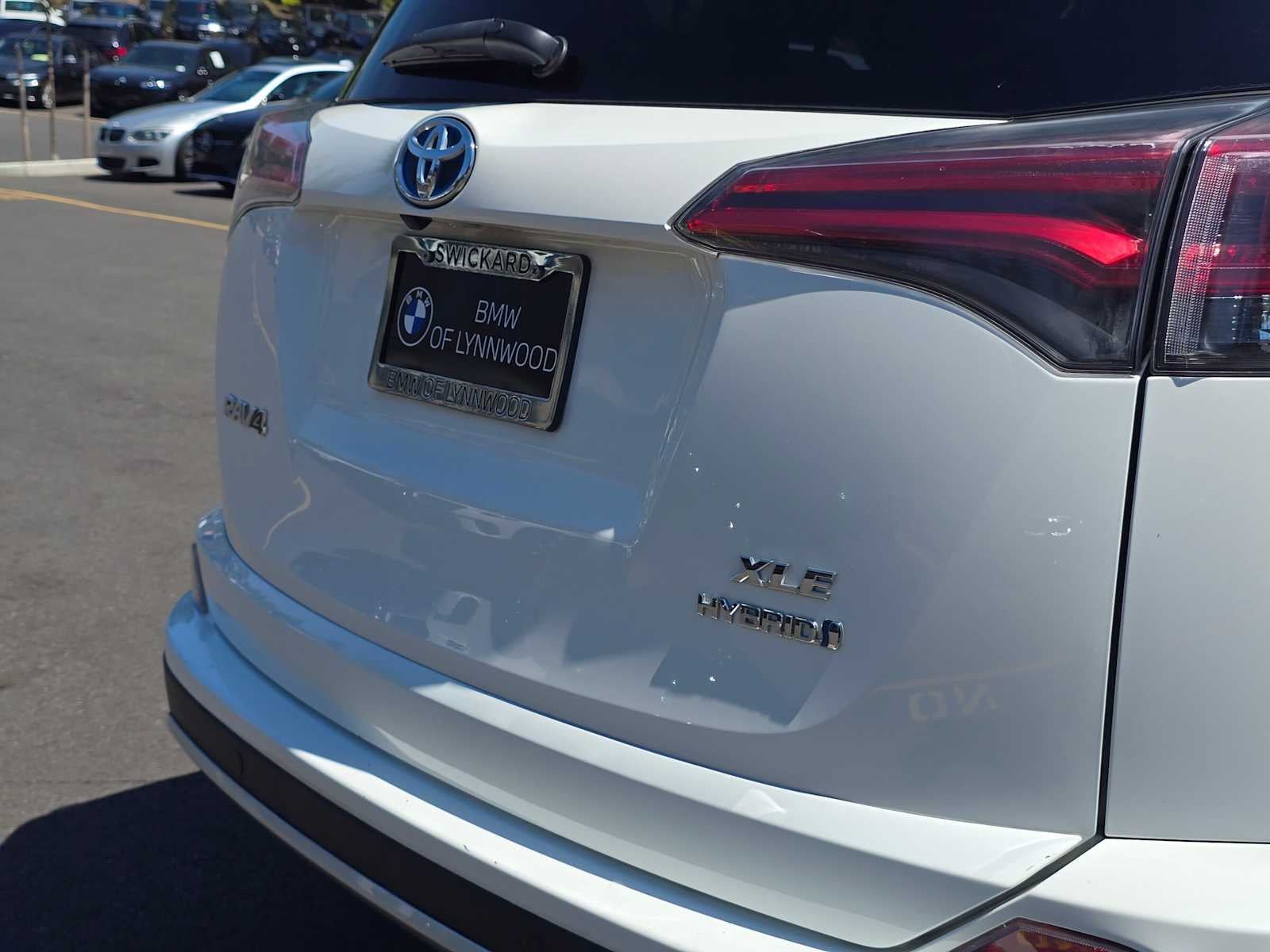 2016 Toyota RAV4 Hybrid XLE