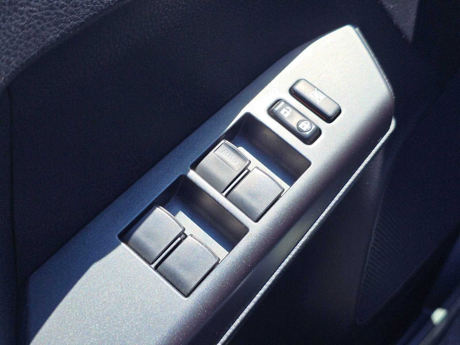 2016 Toyota RAV4 Hybrid XLE