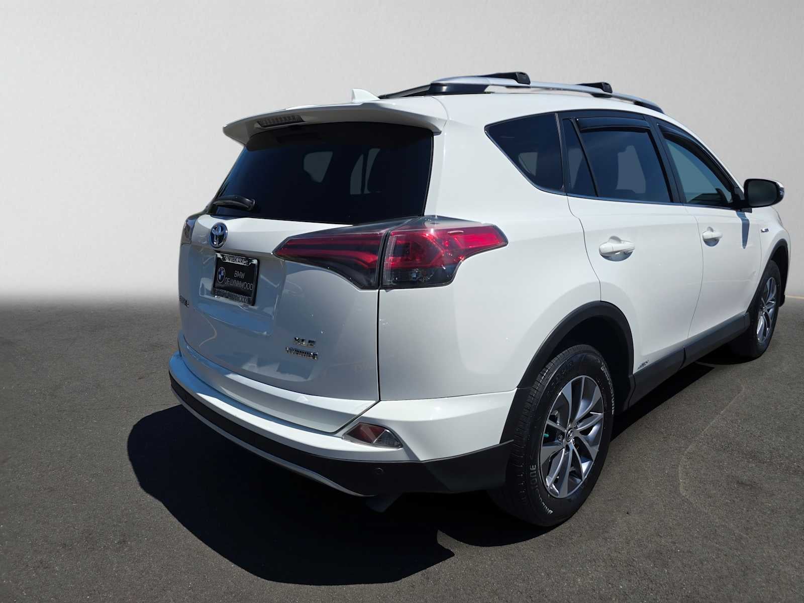 2016 Toyota RAV4 Hybrid XLE