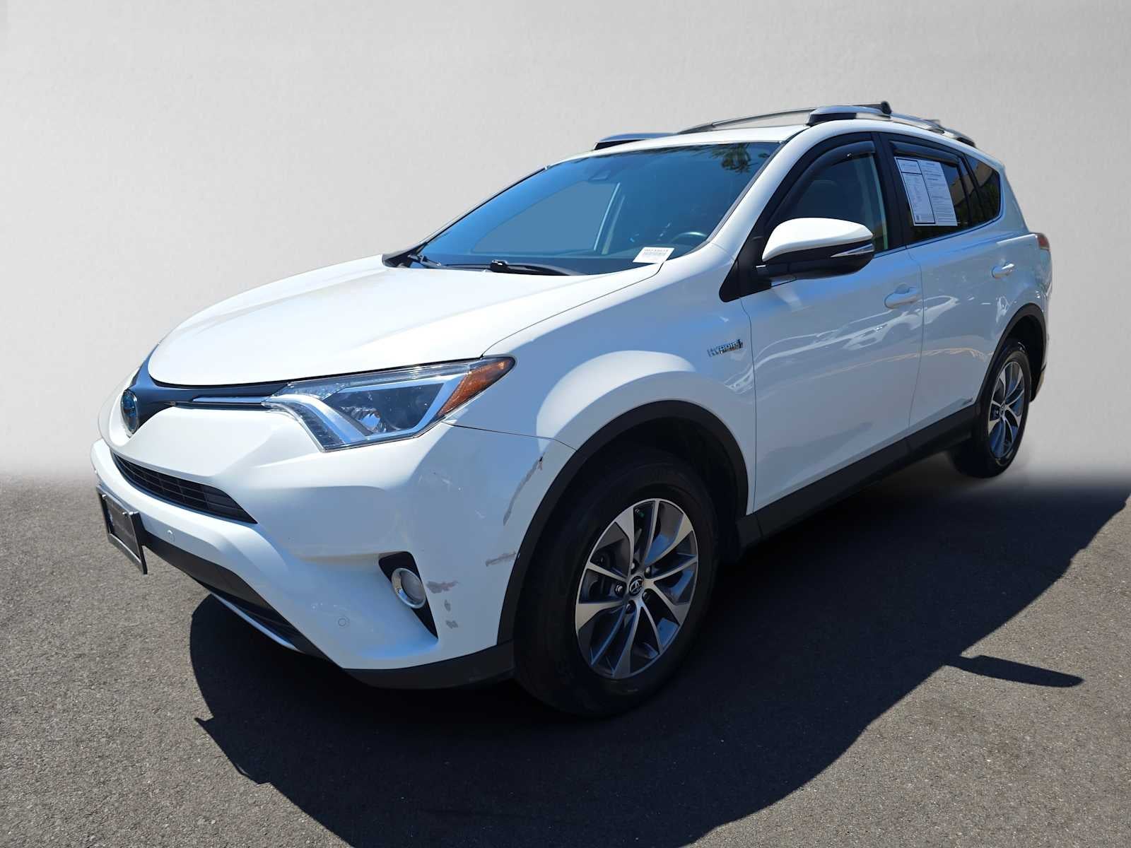 2016 Toyota RAV4 Hybrid XLE