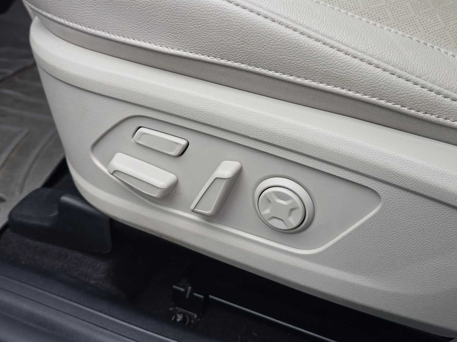 2022 Kia Sorento Plug-In Hybrid SX Prestige