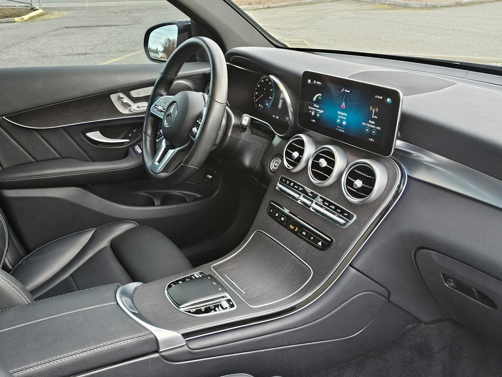 2022 Mercedes-Benz GLC 300 GLC 300