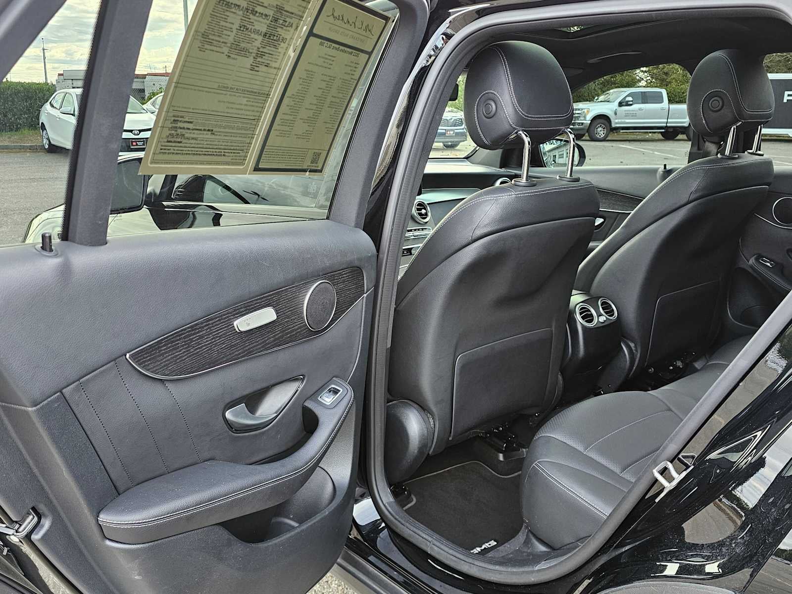 2022 Mercedes-Benz GLC 300 GLC 300