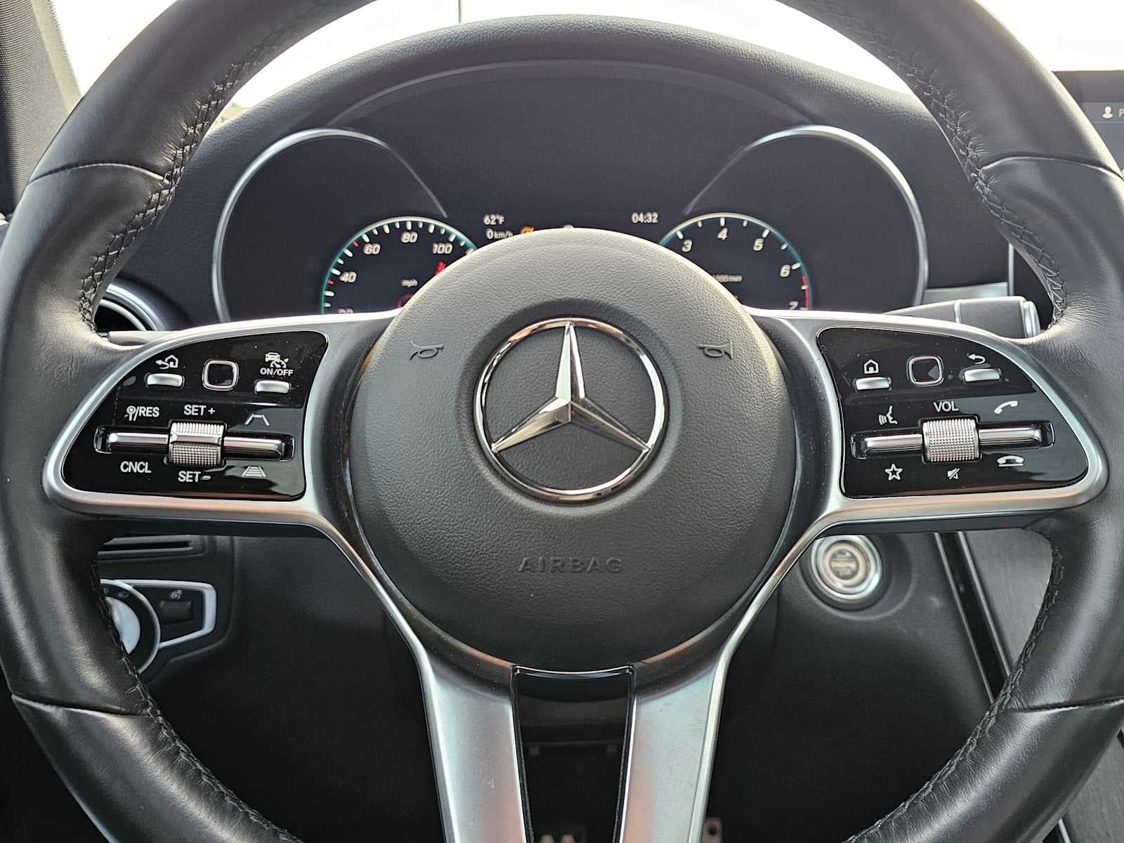 2022 Mercedes-Benz GLC 300 GLC 300