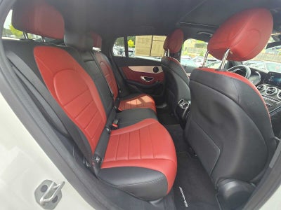 2022 Mercedes-Benz GLC 300 GLC 300