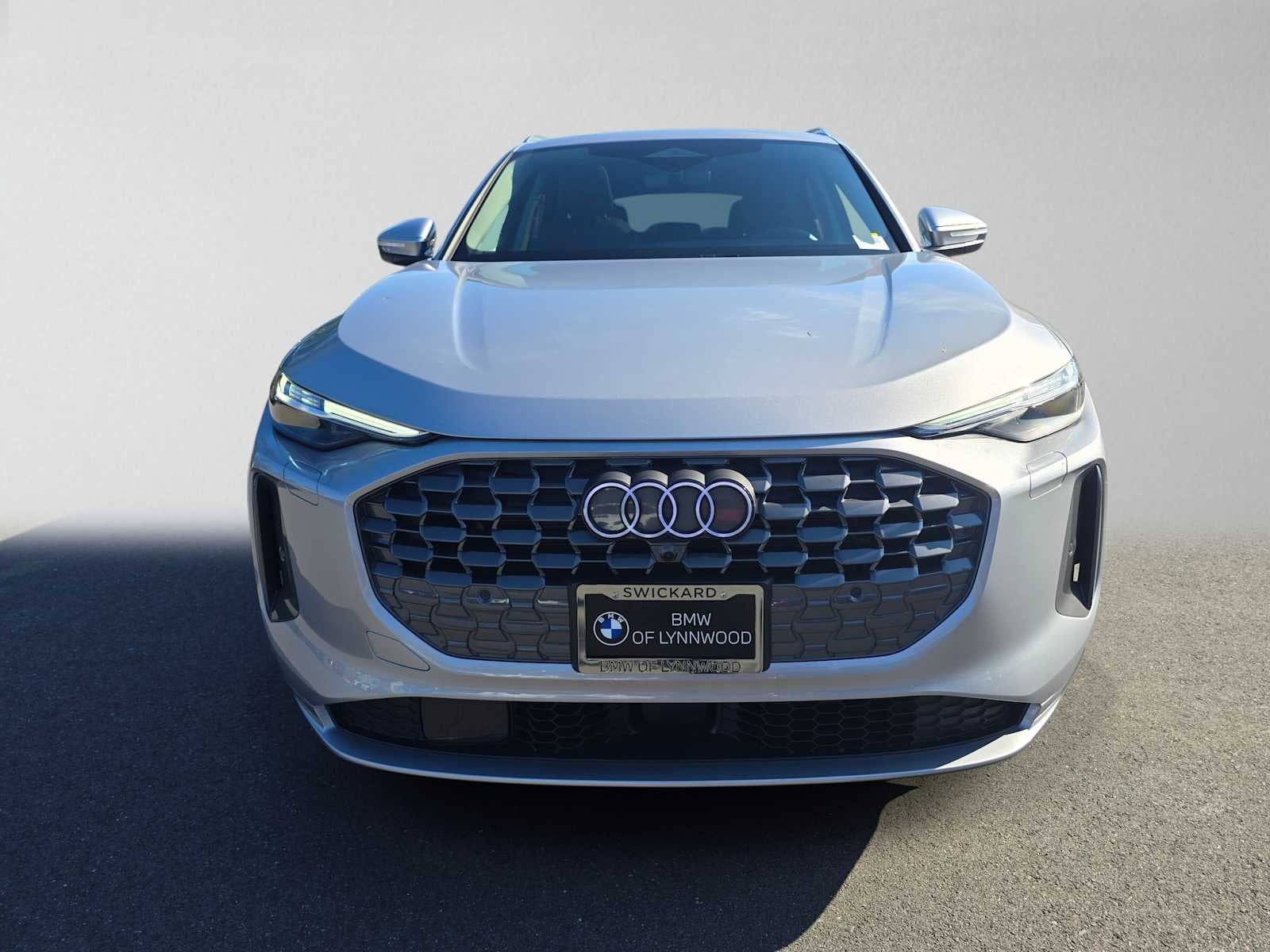 2025 Audi New Q5 Premium Plus