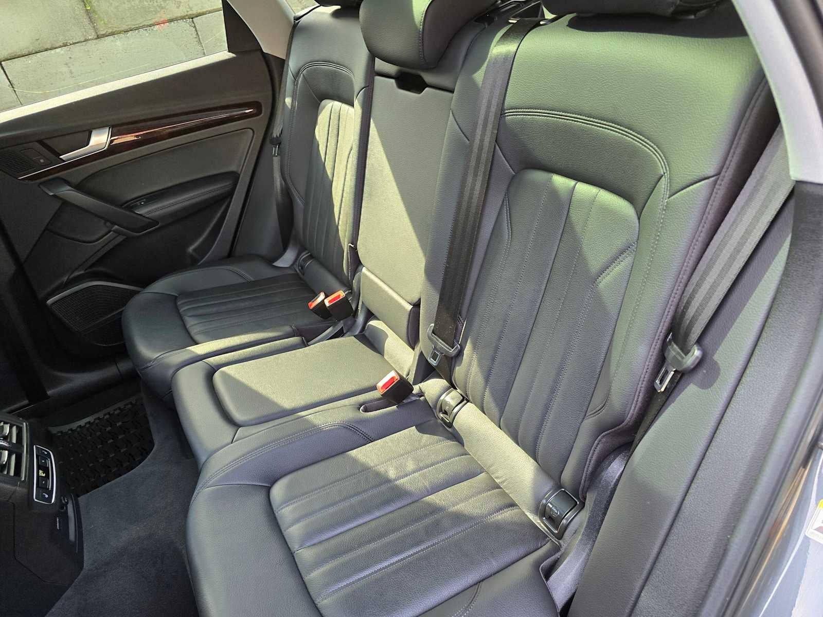 2020 Audi Q5 Premium Plus