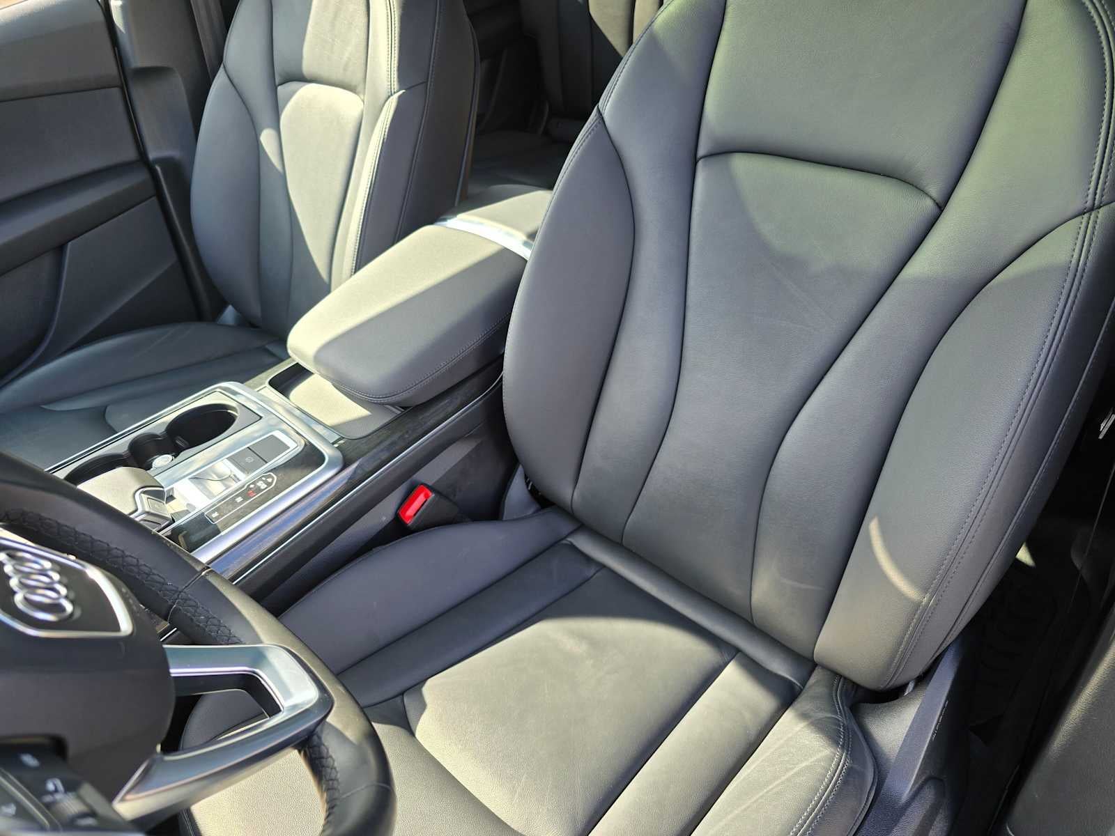 2021 Audi Q7 Premium Plus