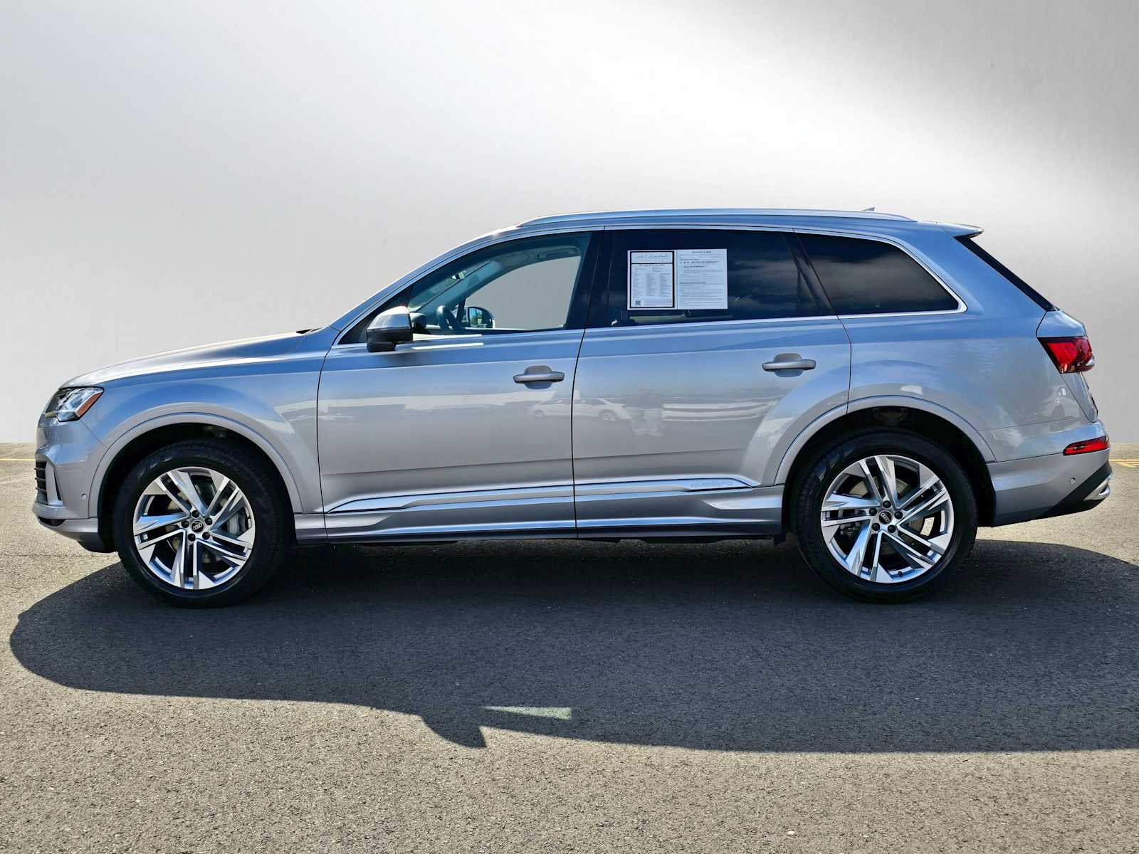 2021 Audi Q7 Premium Plus