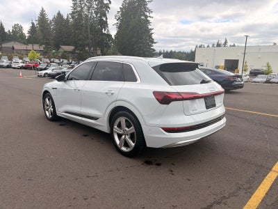 2019 Audi e-tron Prestige