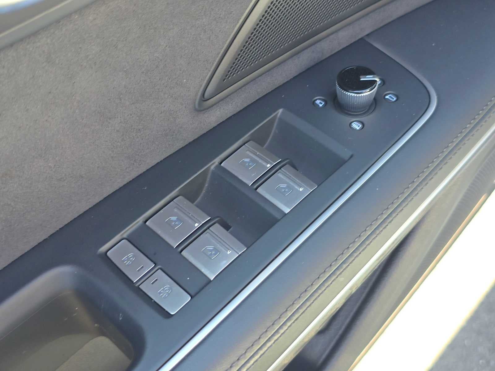 2023 Audi A8 L 55 TFSI quattro
