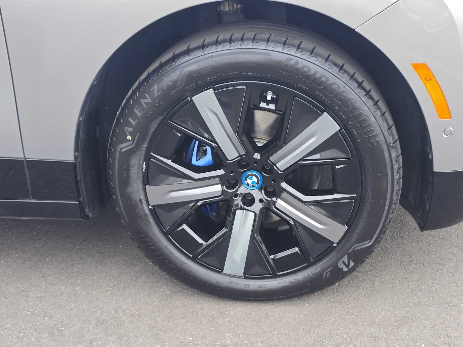 2023 BMW iX xDrive50