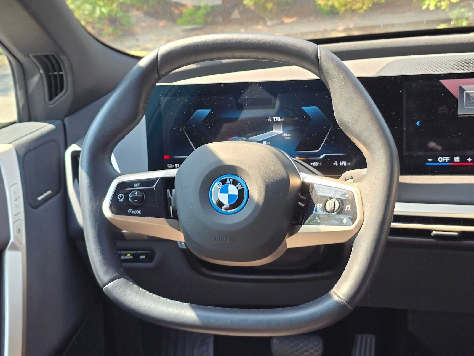 2024 BMW iX xDrive50