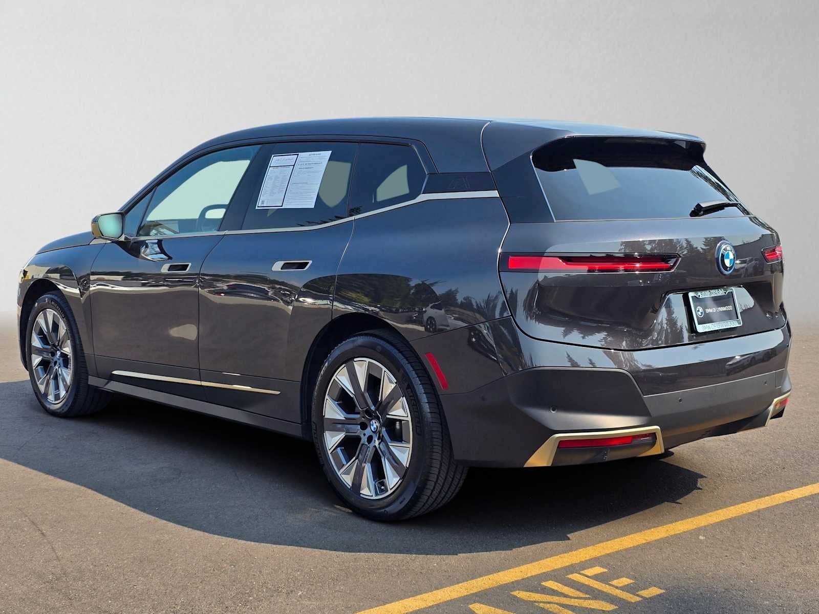 2024 BMW iX xDrive50