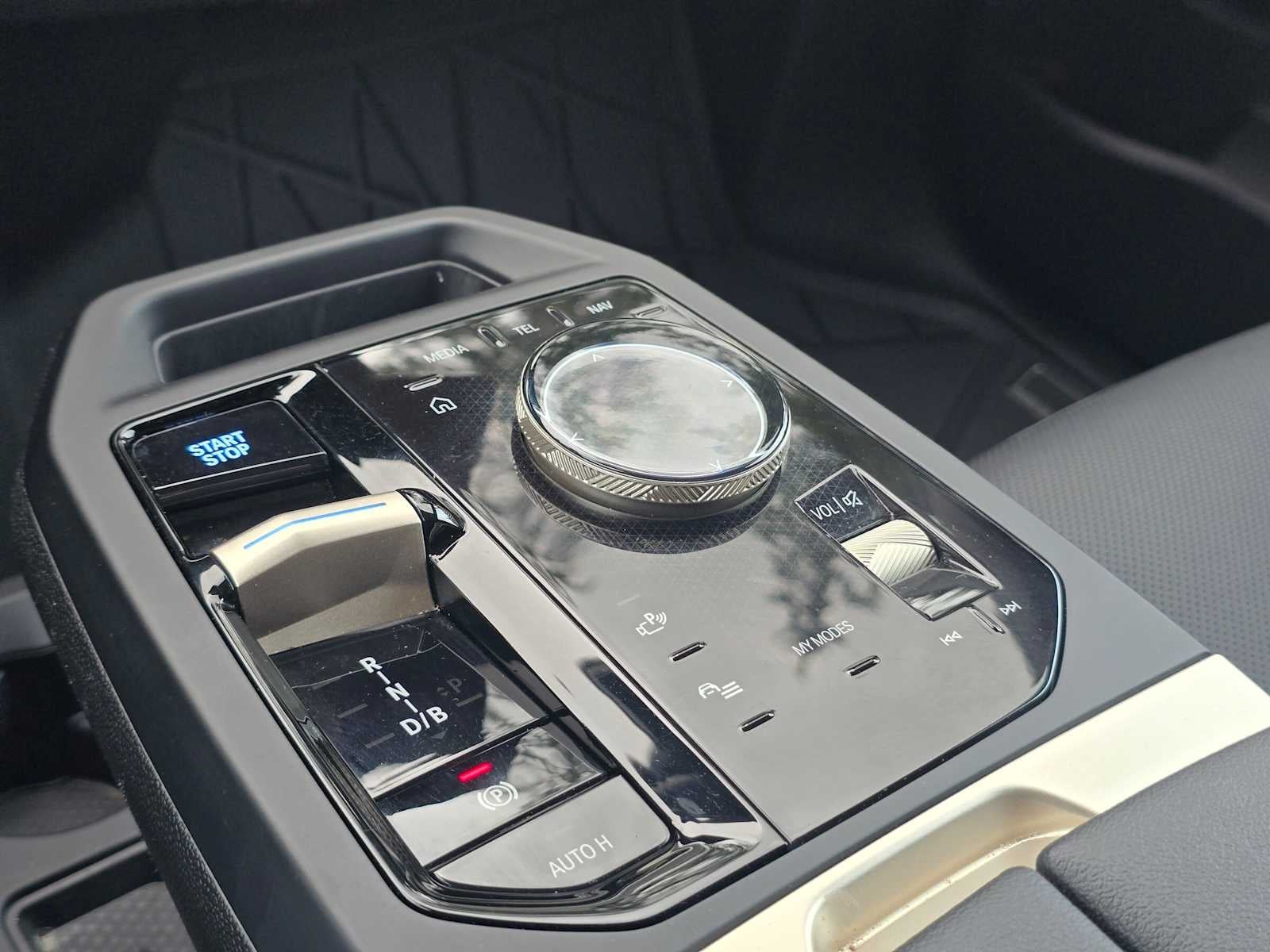 2023 BMW iX xDrive50