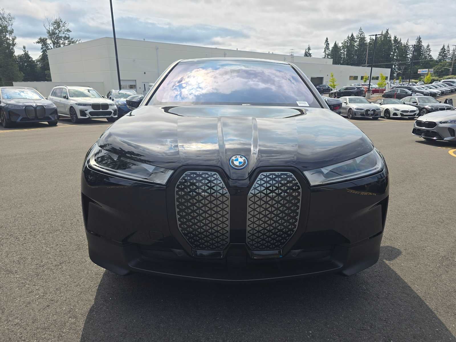 2024 BMW iX xDrive50