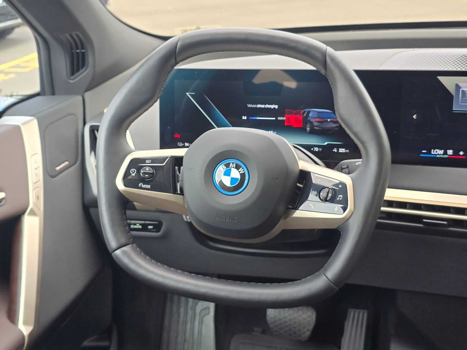 2024 BMW iX xDrive50