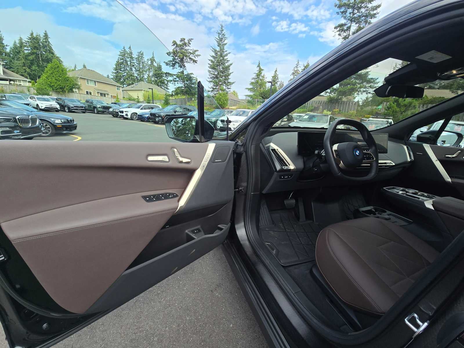 2024 BMW iX xDrive50