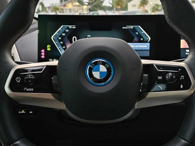 2025 BMW iX xDrive50