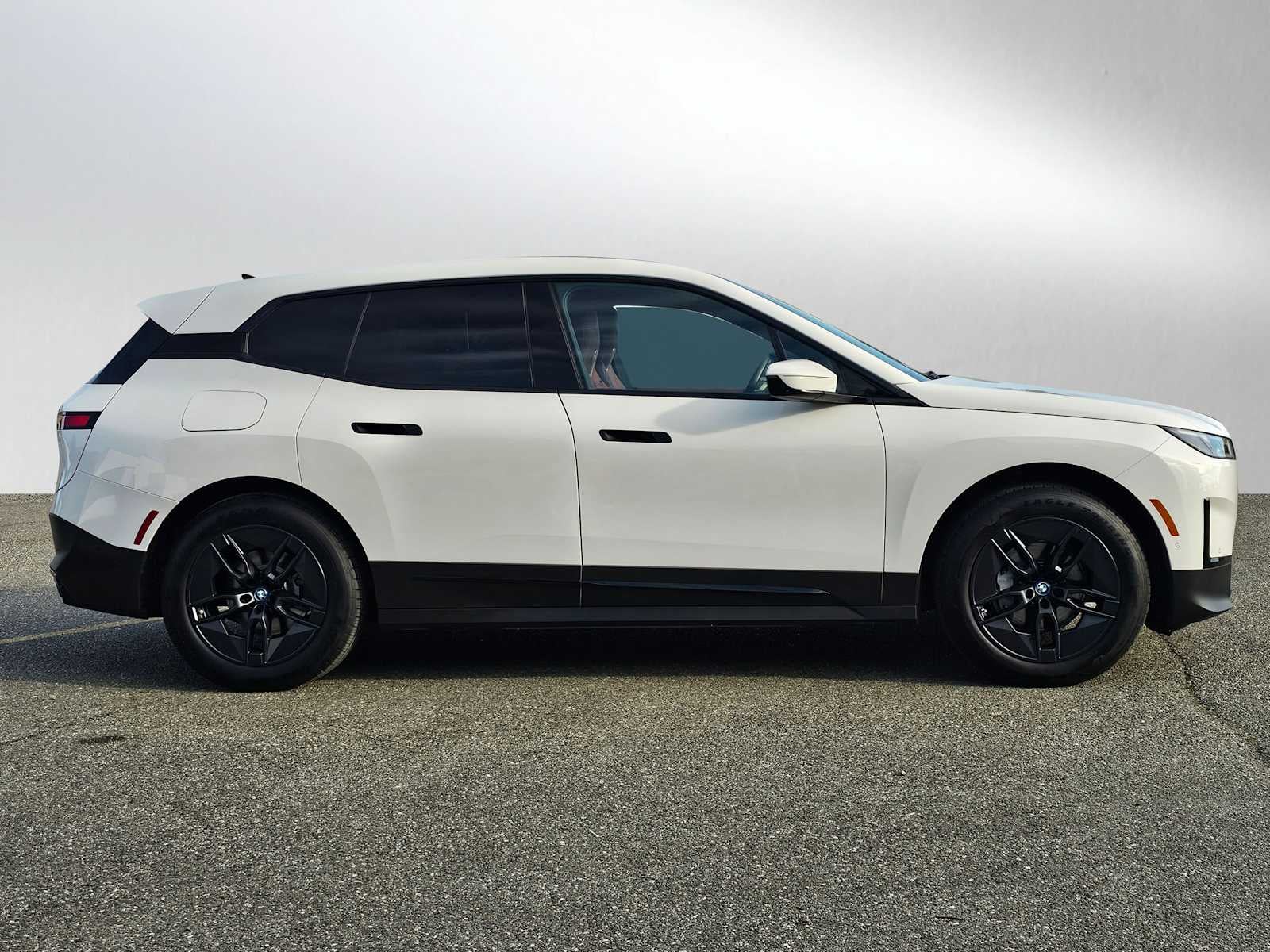 2023 BMW iX xDrive50