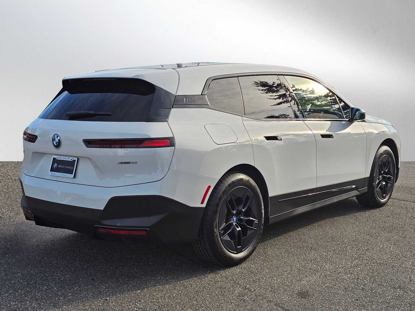 2023 BMW iX xDrive50