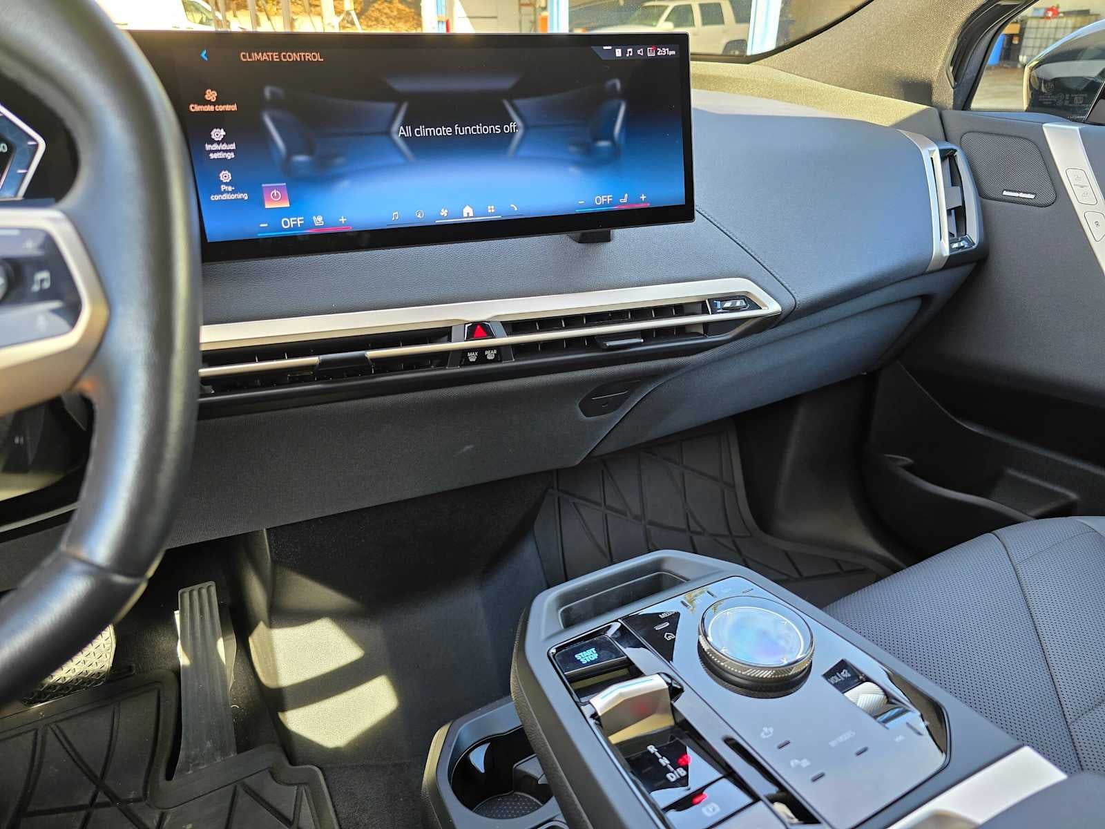 2024 BMW iX xDrive50