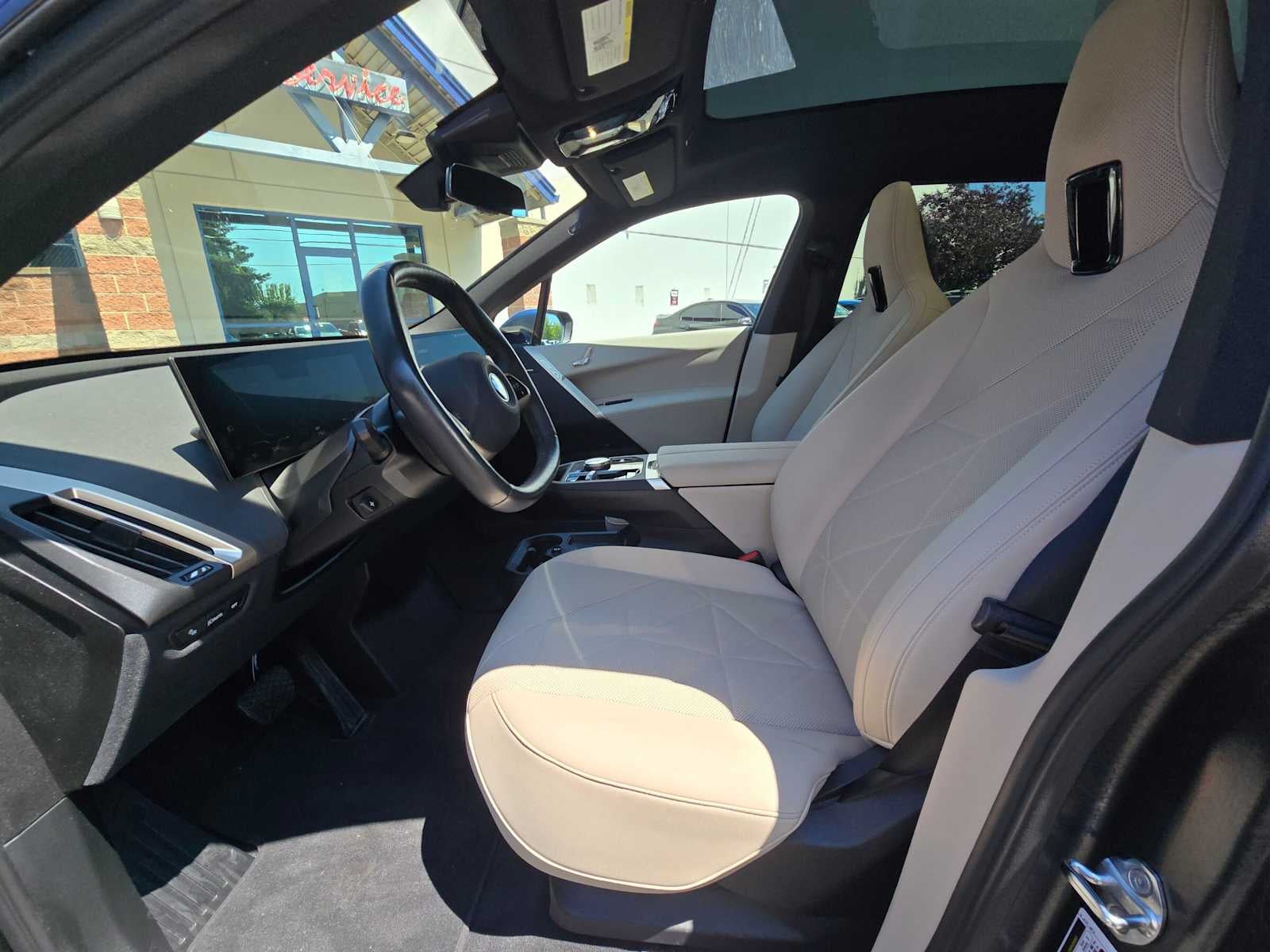 2024 BMW iX xDrive50
