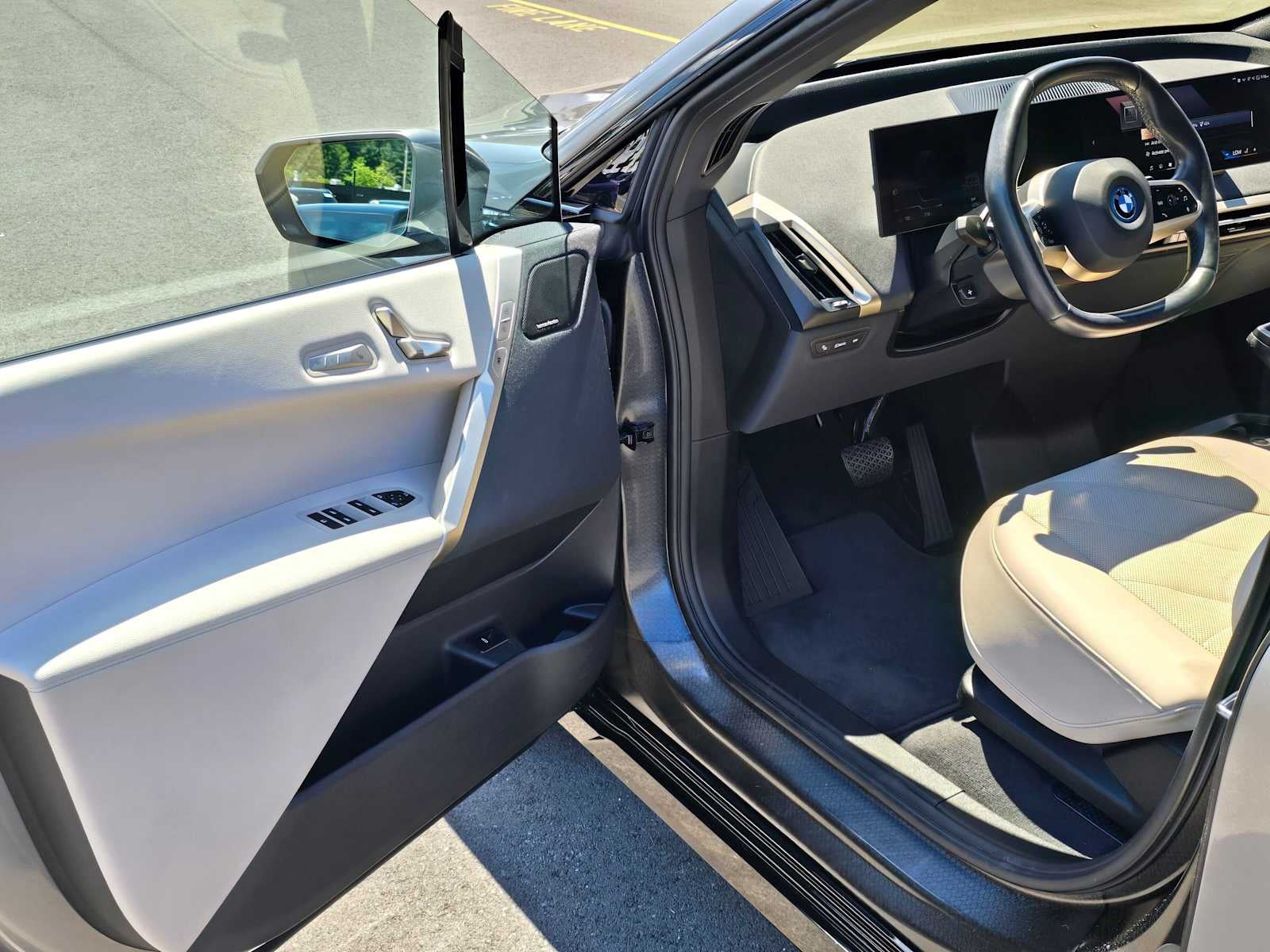 2024 BMW iX xDrive50