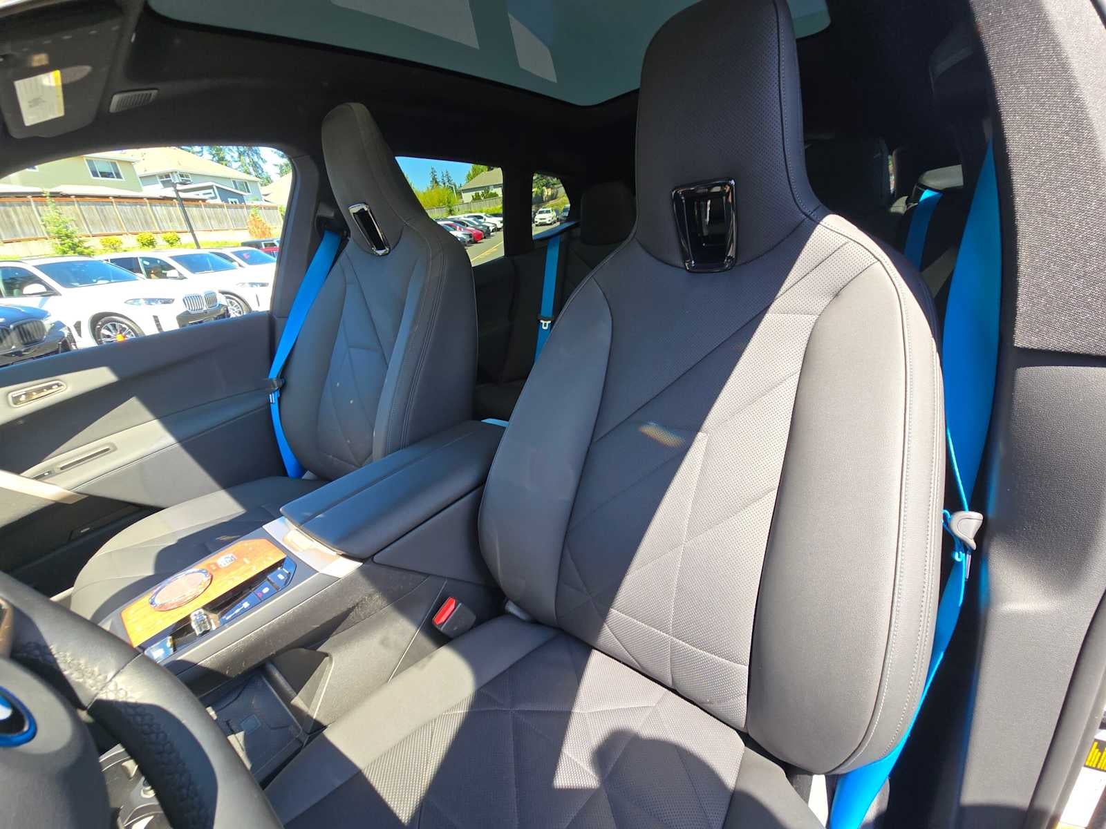 2023 BMW iX M60
