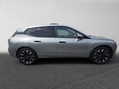 2026 BMW iX xDrive45