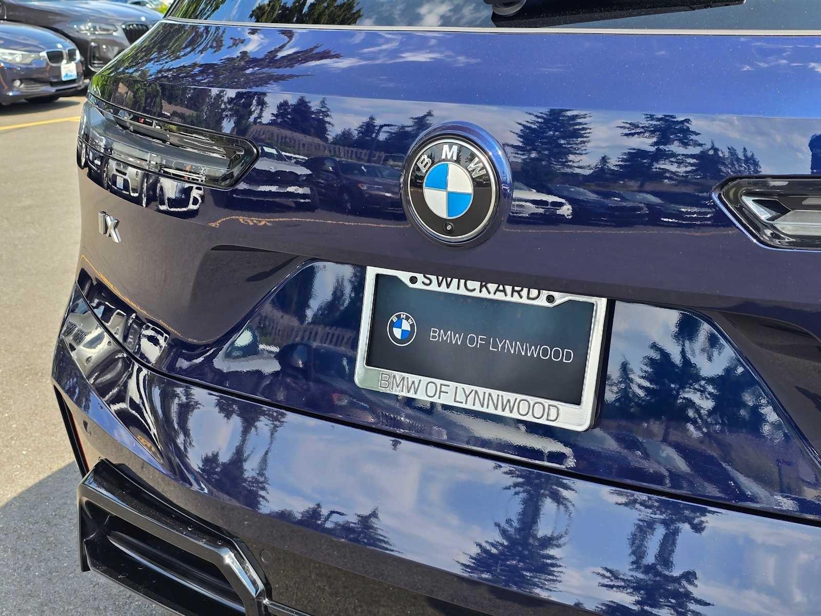 2026 BMW iX xDrive45