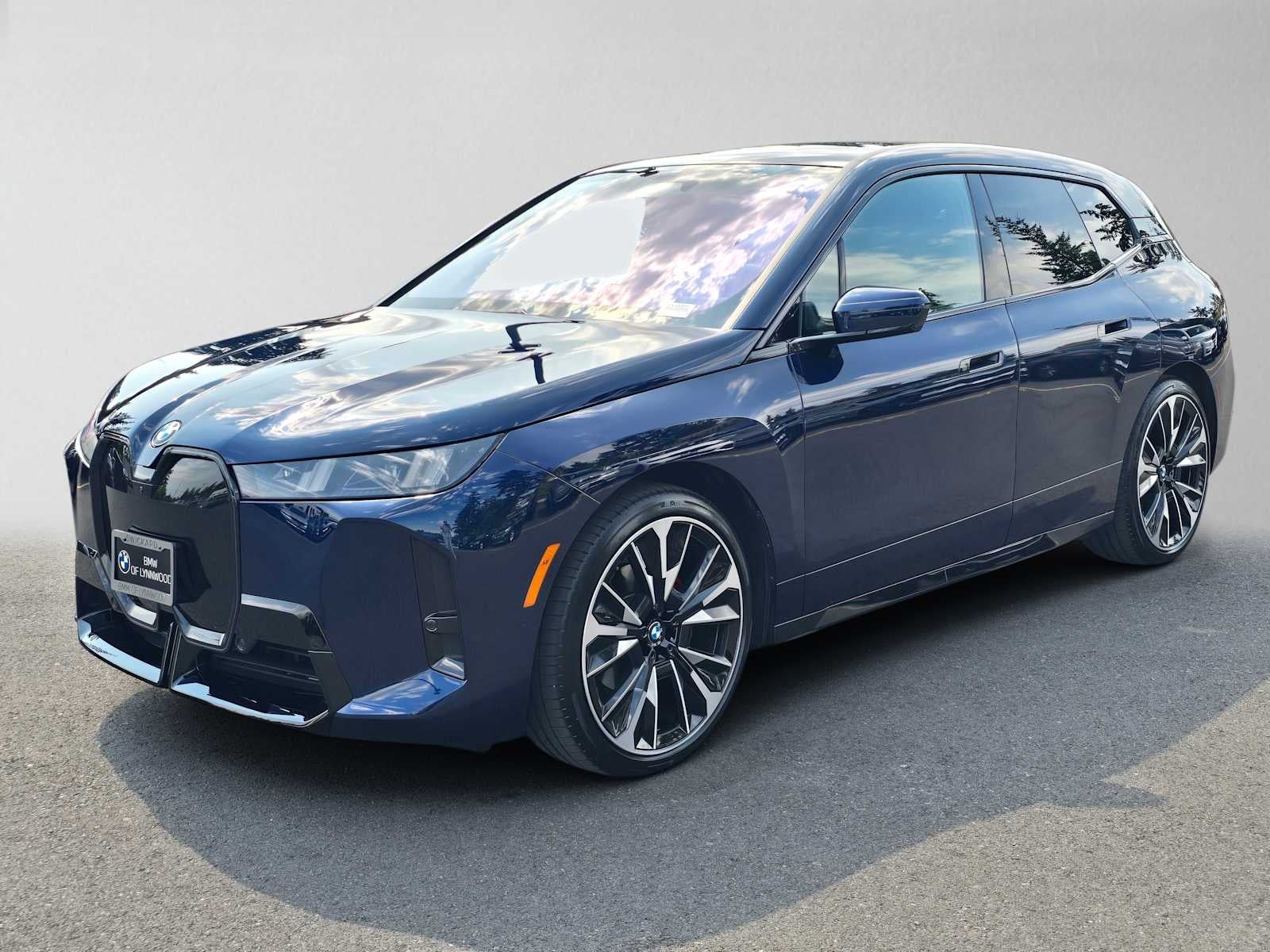 2026 BMW iX xDrive45