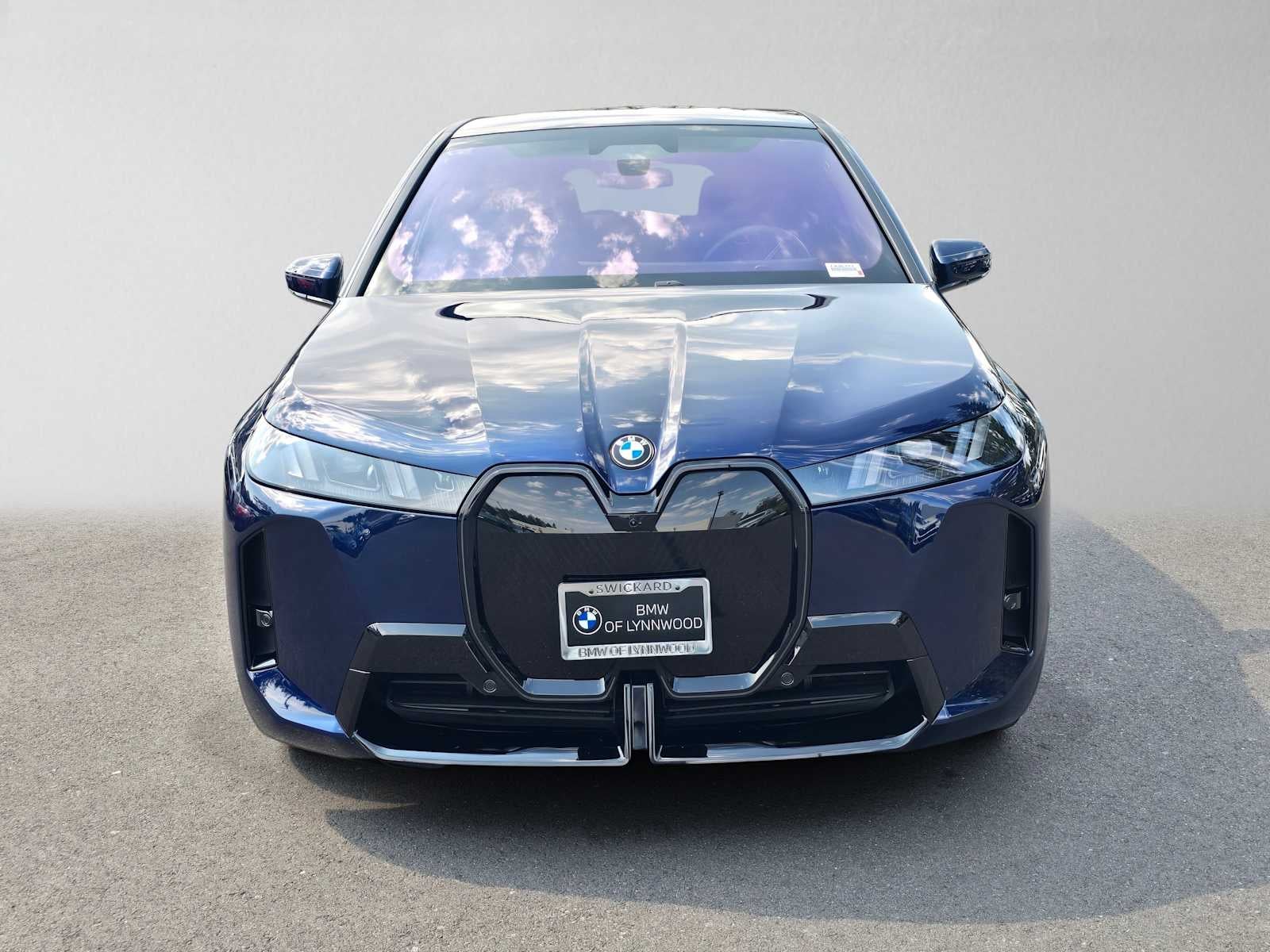 2026 BMW iX xDrive45
