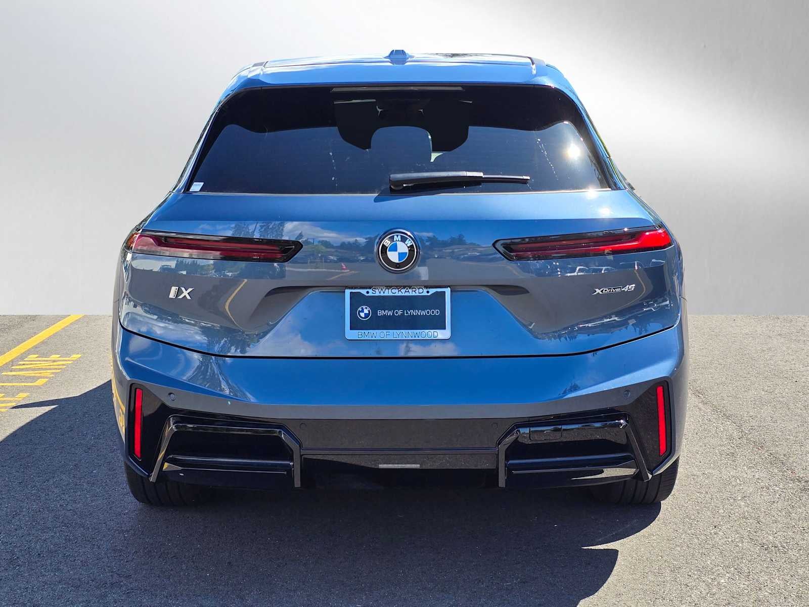 2026 BMW iX xDrive45 xDrive45