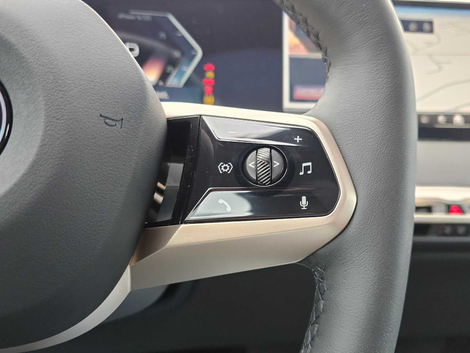 2026 BMW iX xDrive45