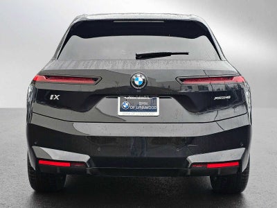 2026 BMW iX xDrive45
