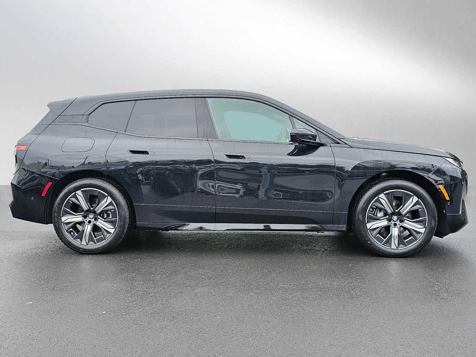 2026 BMW iX xDrive45