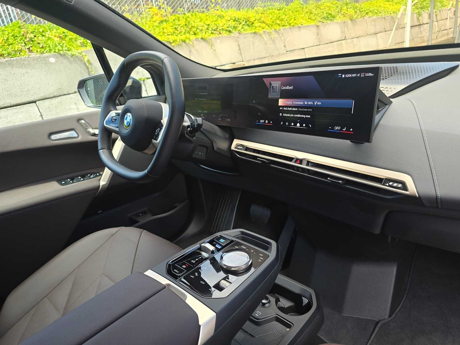 2026 BMW iX xDrive45