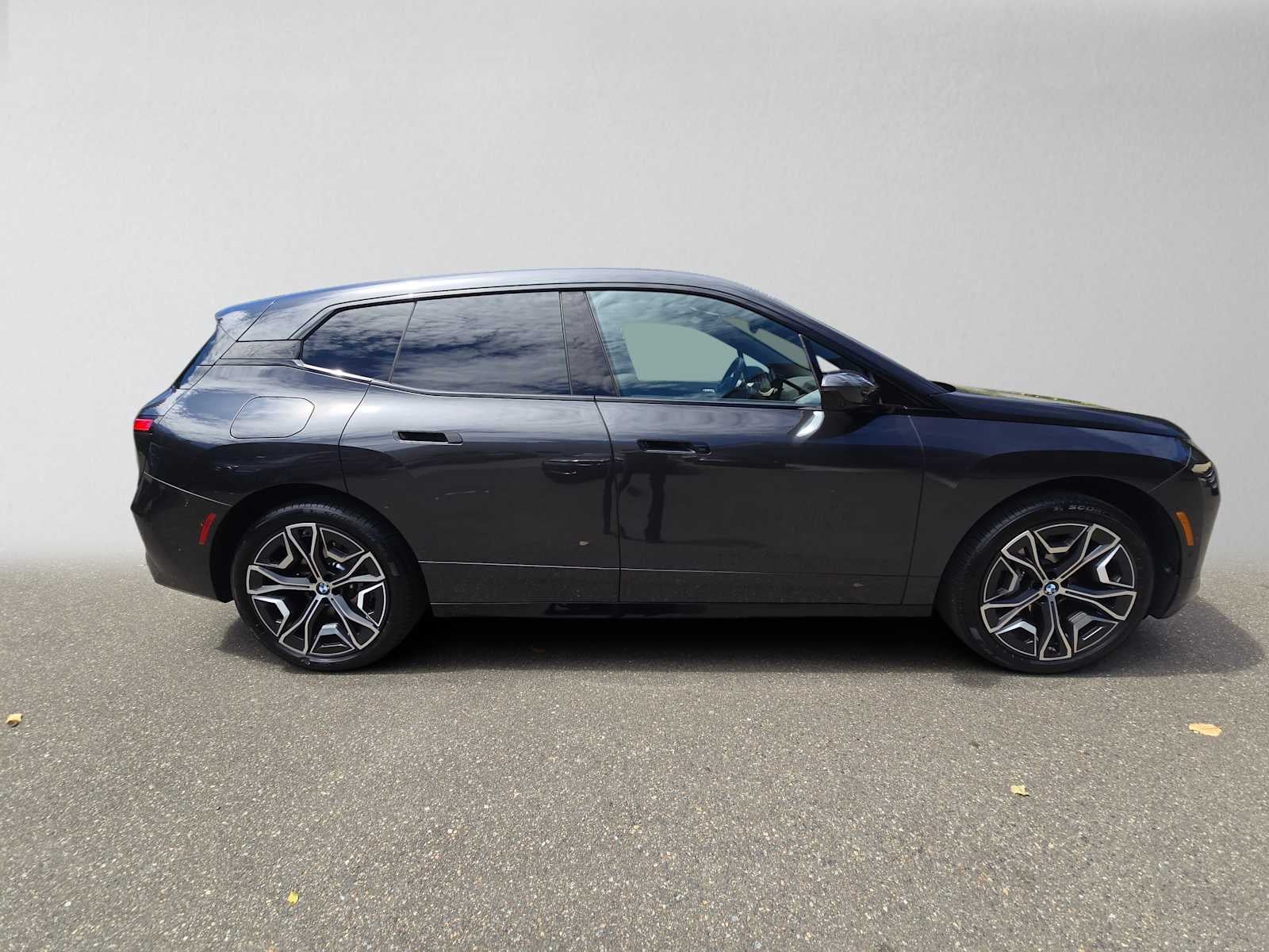 2026 BMW iX xDrive45