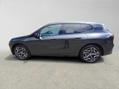2026 BMW iX xDrive45