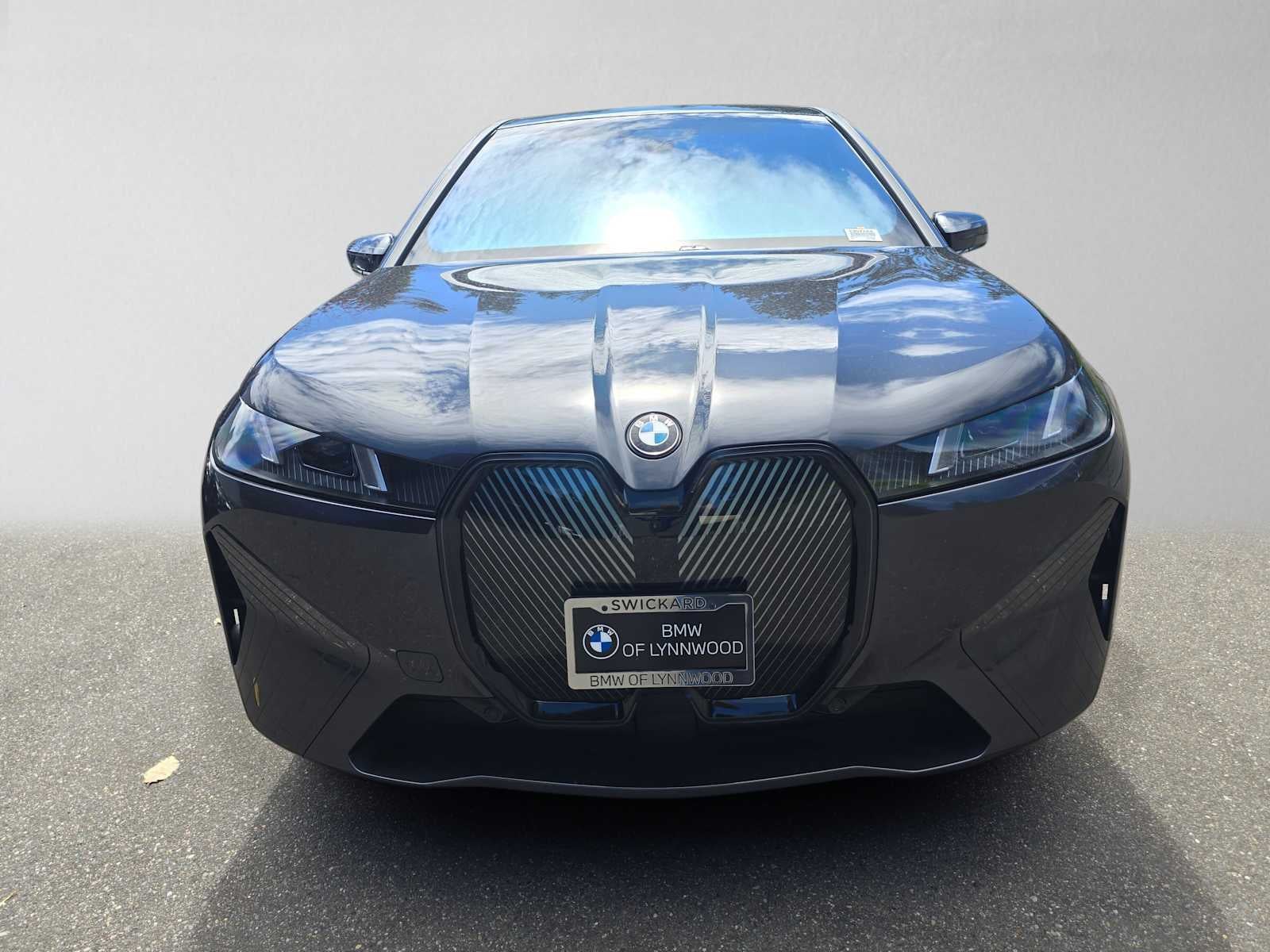 2026 BMW iX xDrive45