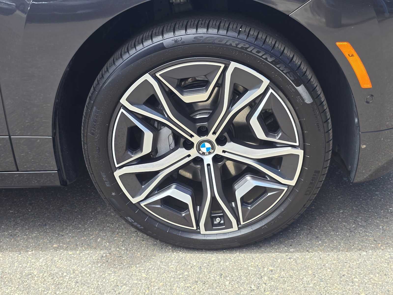 2026 BMW iX xDrive45