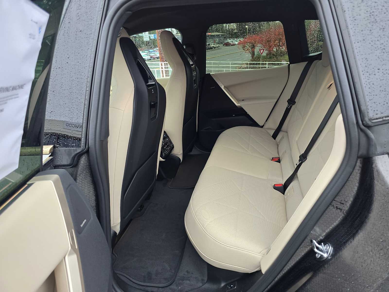 2026 BMW iX xDrive60