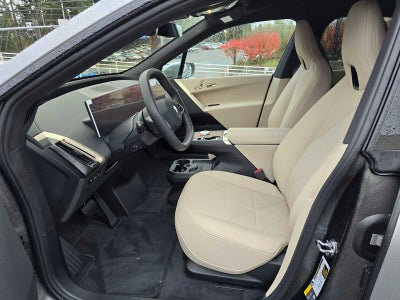2026 BMW iX xDrive60