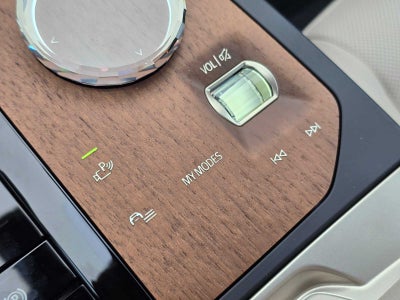 2026 BMW iX xDrive60