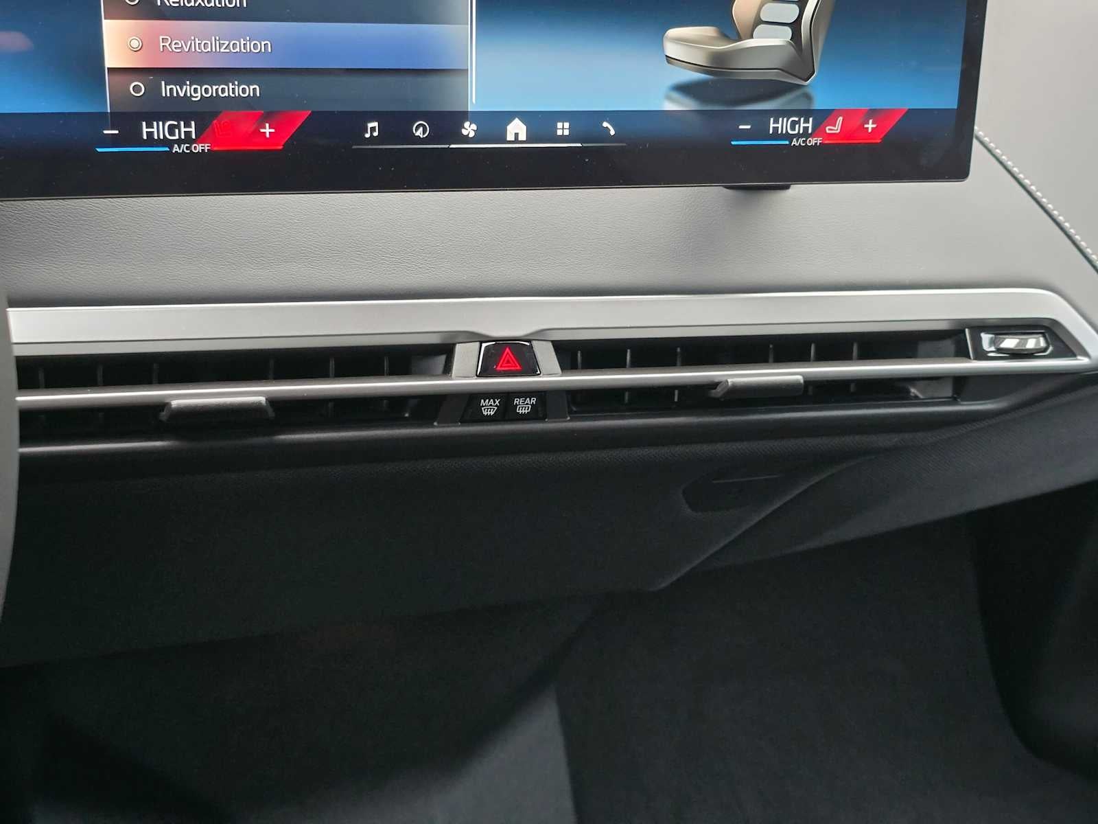 2026 BMW iX xDrive60