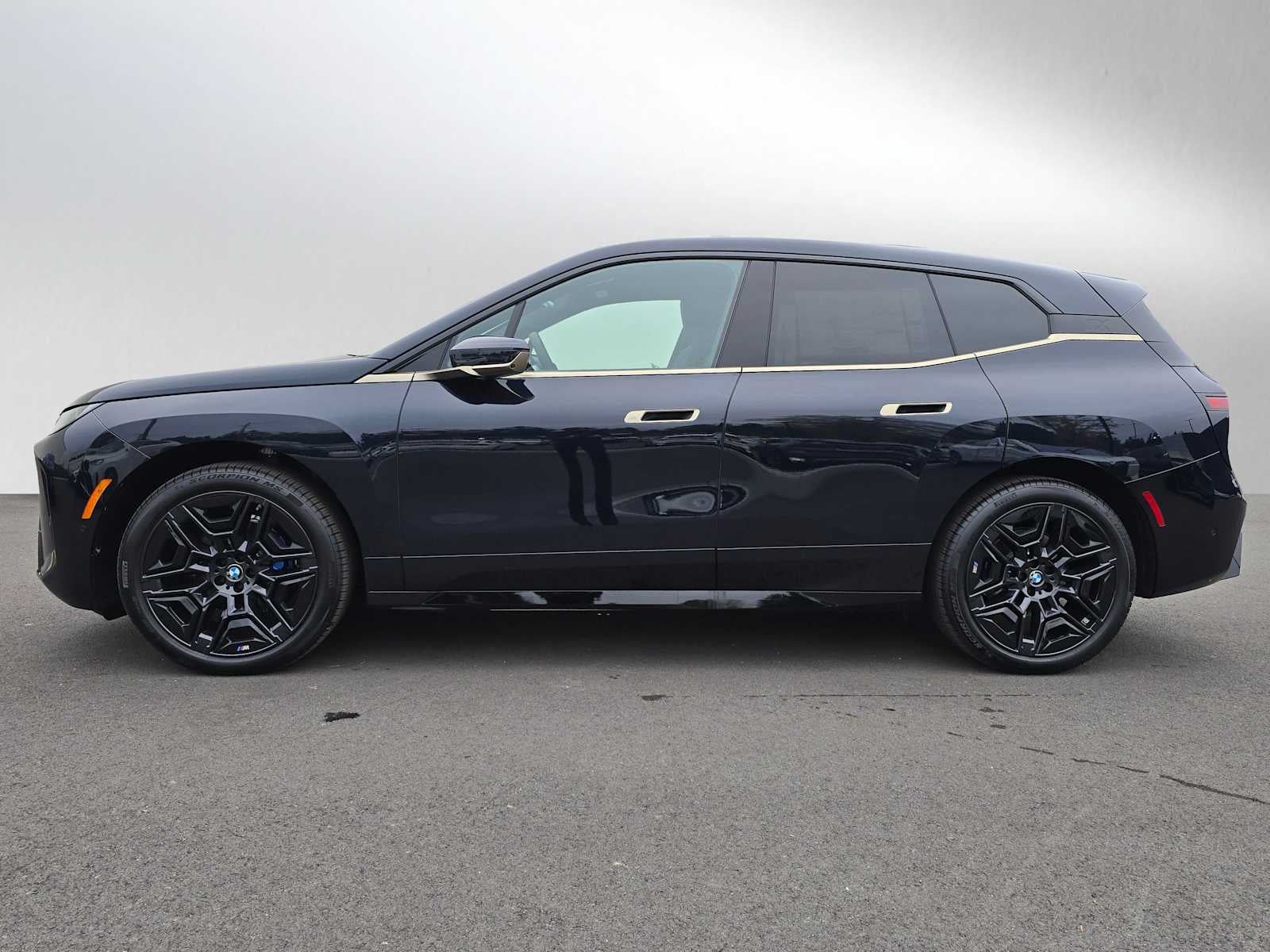 2026 BMW iX xDrive60