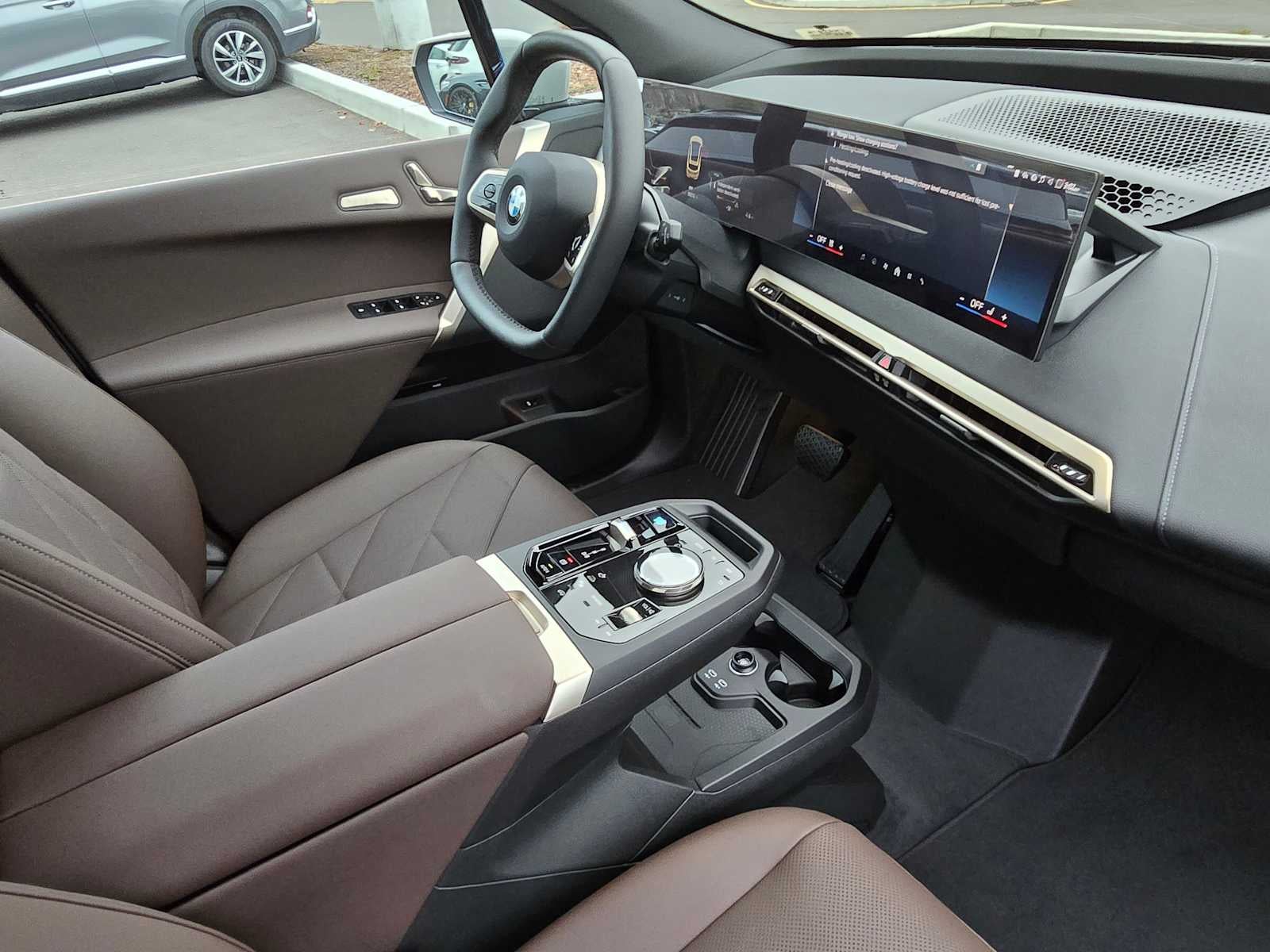 2026 BMW iX xDrive60