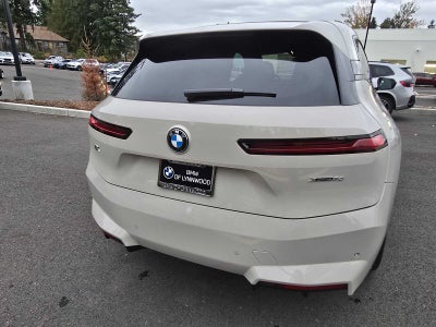 2026 BMW iX xDrive60