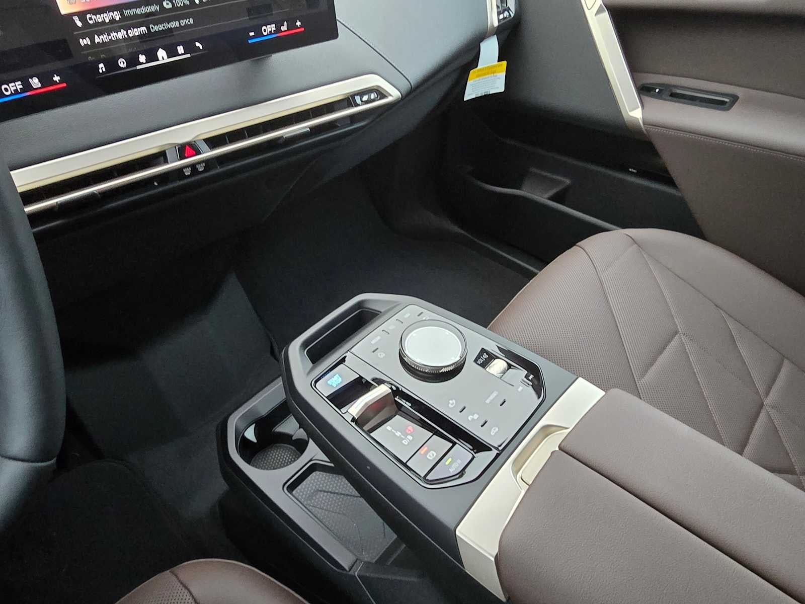 2026 BMW iX xDrive60